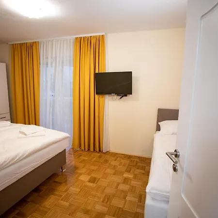 Guest house And Rubina