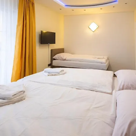 And Rubina Guest house 2*