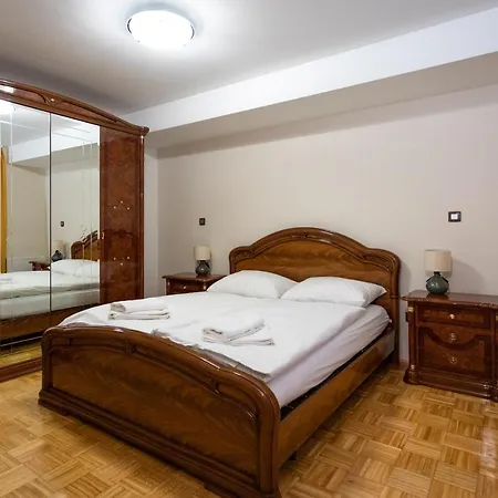 And Rubina Guest house 2*